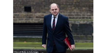 The UK defence ministry is accused of wasting £ 13 billion on failed equipment projects over the pas